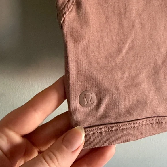 Lululemon Crop Top - Picture 3 of 3